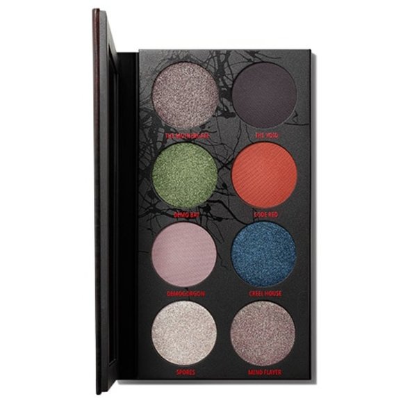 1/2 PRICE✅ MAC STRANGER THINGS 2 PC SET: The Void Eye Palette + Eye Brush  NEW - Picture 12 of 17